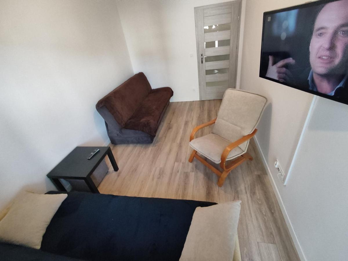 1120 Smialego 41 - Tanie Pokoje W Apartamencie - Samodzielne Zameldowanie - Self Check In Poznań Eksteriør billede