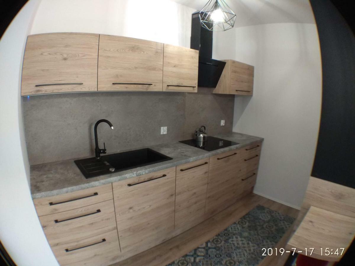 1120 Smialego 41 - Tanie Pokoje W Apartamencie - Samodzielne Zameldowanie - Self Check In Poznań Eksteriør billede