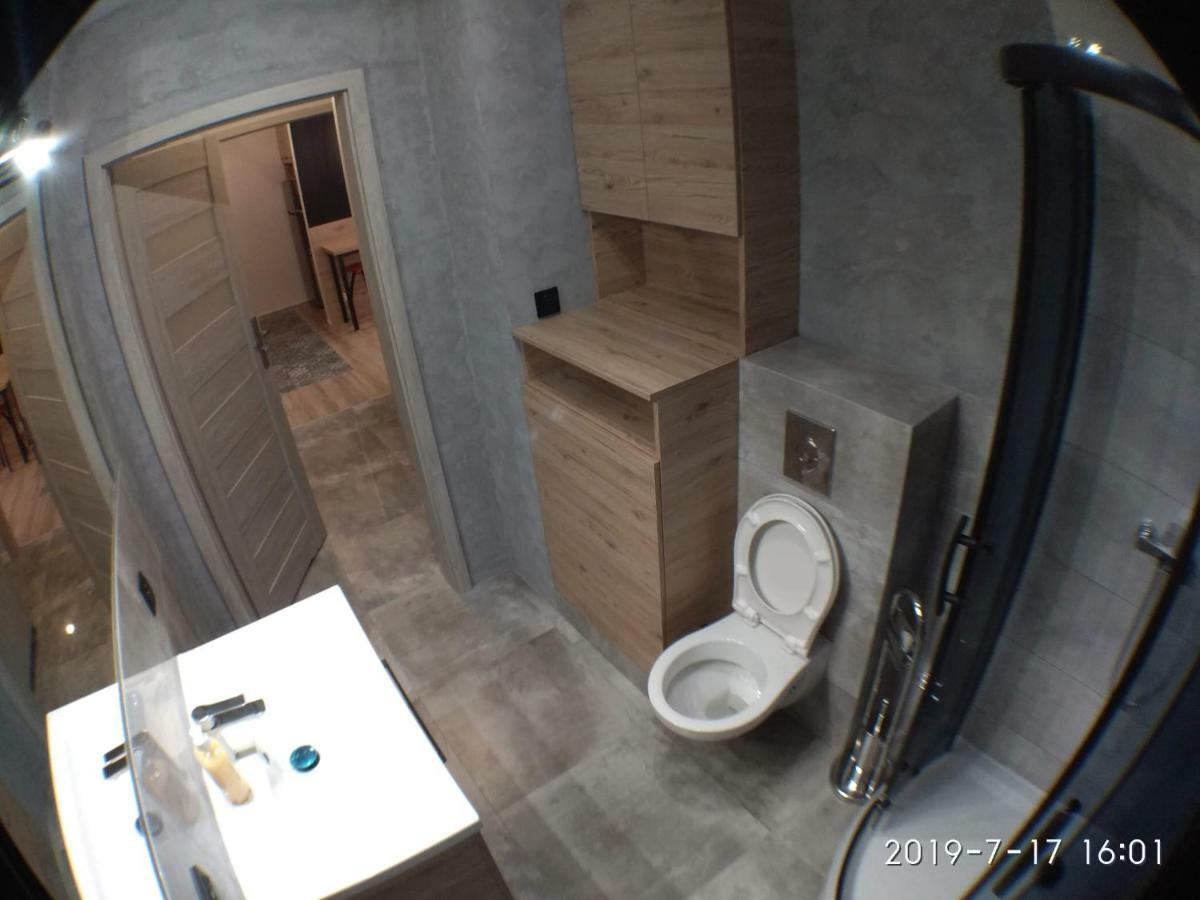 1120 Smialego 41 - Tanie Pokoje W Apartamencie - Samodzielne Zameldowanie - Self Check In Poznań Eksteriør billede